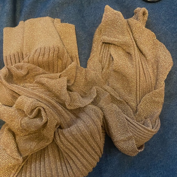 Joie XXS Gold top party festive mermaid sleeves - Picture 11 of 12